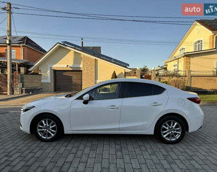 Білий Мазда 3, об'ємом двигуна 1.5 л та пробігом 96 тис. км за 15500 $, фото 3 на Automoto.ua