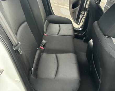 Белый Мазда 3, объемом двигателя 2 л и пробегом 196 тыс. км за 11000 $, фото 22 на Automoto.ua