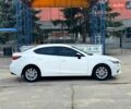 Білий Мазда 3, об'ємом двигуна 1.5 л та пробігом 103 тис. км за 9000 $, фото 3 на Automoto.ua