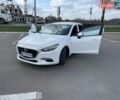 Белый Мазда 3, объемом двигателя 2 л и пробегом 110 тыс. км за 10500 $, фото 1 на Automoto.ua