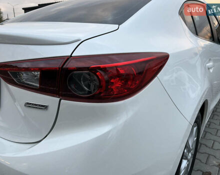 Белый Мазда 3, объемом двигателя 1.5 л и пробегом 144 тыс. км за 14500 $, фото 27 на Automoto.ua