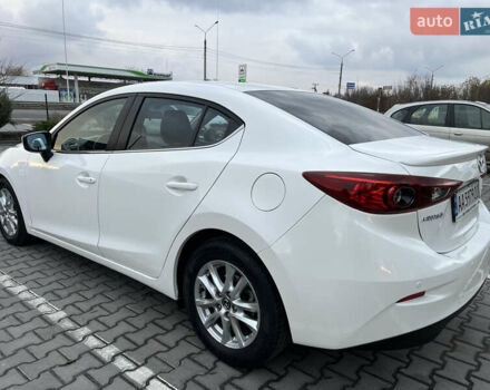 Белый Мазда 3, объемом двигателя 1.5 л и пробегом 144 тыс. км за 14500 $, фото 2 на Automoto.ua