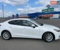 Белый Мазда 3, объемом двигателя 2 л и пробегом 110 тыс. км за 10500 $, фото 1 на Automoto.ua