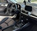Белый Мазда 3, объемом двигателя 2 л и пробегом 196 тыс. км за 11000 $, фото 2 на Automoto.ua