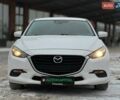 Белый Мазда 3, объемом двигателя 2 л и пробегом 196 тыс. км за 10990 $, фото 5 на Automoto.ua