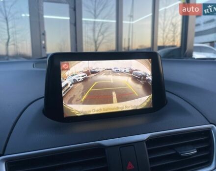 Белый Мазда 3, объемом двигателя 2 л и пробегом 90 тыс. км за 12500 $, фото 17 на Automoto.ua