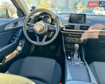 Белый Мазда 3, объемом двигателя 2 л и пробегом 89 тыс. км за 12990 $, фото 10 на Automoto.ua