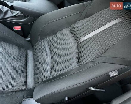 Белый Мазда 3, объемом двигателя 1.5 л и пробегом 144 тыс. км за 14500 $, фото 15 на Automoto.ua