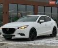 Белый Мазда 3, объемом двигателя 2 л и пробегом 196 тыс. км за 10990 $, фото 4 на Automoto.ua