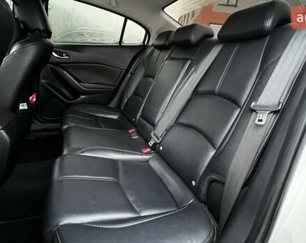 Белый Мазда 3, объемом двигателя 2 л и пробегом 196 тыс. км за 10990 $, фото 30 на Automoto.ua