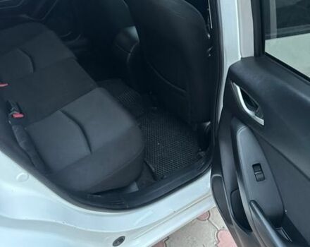 Белый Мазда 3, объемом двигателя 2 л и пробегом 107 тыс. км за 8800 $, фото 22 на Automoto.ua