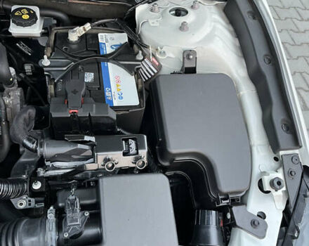 Белый Мазда 3, объемом двигателя 1.5 л и пробегом 144 тыс. км за 14500 $, фото 41 на Automoto.ua