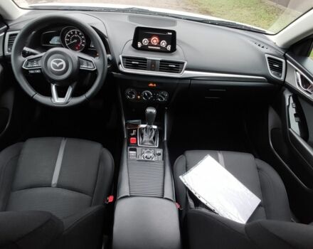 Белый Мазда 3, объемом двигателя 2 л и пробегом 202 тыс. км за 11800 $, фото 5 на Automoto.ua