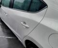 Белый Мазда 3, объемом двигателя 2 л и пробегом 174 тыс. км за 12098 $, фото 5 на Automoto.ua
