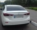 Білий Мазда 3, об'ємом двигуна 1.5 л та пробігом 15 тис. км за 21000 $, фото 4 на Automoto.ua