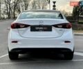 Белый Мазда 3, объемом двигателя 2 л и пробегом 95 тыс. км за 11800 $, фото 9 на Automoto.ua