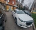 Білий Мазда 3, об'ємом двигуна 2 л та пробігом 80 тис. км за 14200 $, фото 2 на Automoto.ua