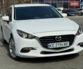 Белый Мазда 3, объемом двигателя 2.5 л и пробегом 114 тыс. км за 13800 $, фото 1 на Automoto.ua