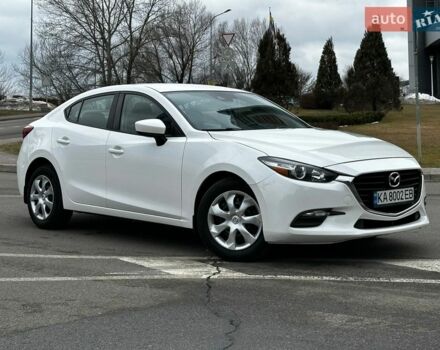 Белый Мазда 3, объемом двигателя 2 л и пробегом 94 тыс. км за 11300 $, фото 3 на Automoto.ua