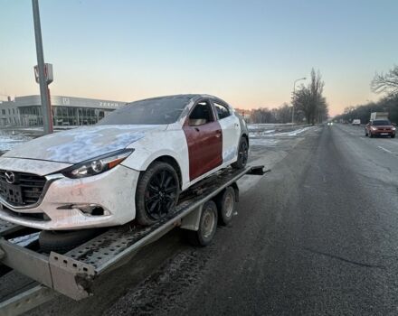 Белый Мазда 3, объемом двигателя 2.5 л и пробегом 75 тыс. км за 5999 $, фото 2 на Automoto.ua