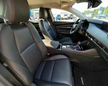 Белый Мазда 3, объемом двигателя 2.5 л и пробегом 67 тыс. км за 13000 $, фото 9 на Automoto.ua