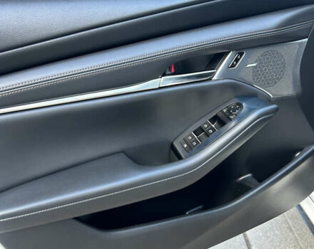 Белый Мазда 3, объемом двигателя 2.49 л и пробегом 152 тыс. км за 17800 $, фото 18 на Automoto.ua