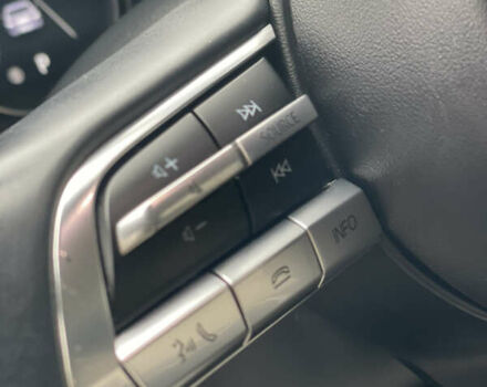 Белый Мазда 3, объемом двигателя 2.49 л и пробегом 95 тыс. км за 16399 $, фото 11 на Automoto.ua