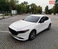 Белый Мазда 3, объемом двигателя 2.5 л и пробегом 180 тыс. км за 12500 $, фото 2 на Automoto.ua