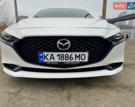 Білий Мазда 3, об'ємом двигуна 2.49 л та пробігом 61 тис. км за 16900 $, фото 1 на Automoto.ua