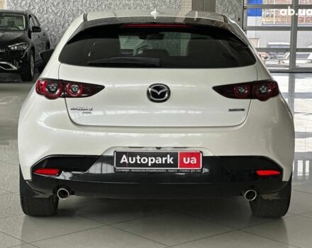 Белый Мазда 3, объемом двигателя 2.5 л и пробегом 57 тыс. км за 16440 $, фото 5 на Automoto.ua