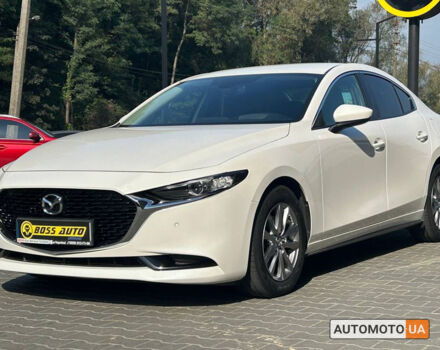 Белый Мазда 3, объемом двигателя 1.5 л и пробегом 47 тыс. км за 18800 $, фото 2 на Automoto.ua