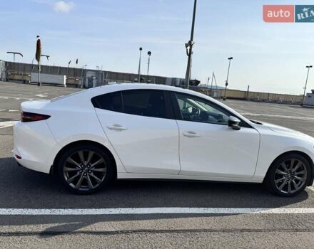 Белый Мазда 3, объемом двигателя 2.49 л и пробегом 65 тыс. км за 17999 $, фото 9 на Automoto.ua