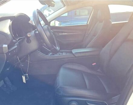 Белый Мазда 3, объемом двигателя 0 л и пробегом 39 тыс. км за 13500 $, фото 8 на Automoto.ua