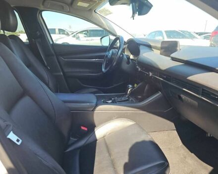 Белый Мазда 3, объемом двигателя 0 л и пробегом 39 тыс. км за 13500 $, фото 6 на Automoto.ua