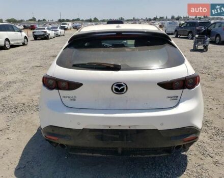 Білий Мазда 3, об'ємом двигуна 2.49 л та пробігом 22 тис. км за 2900 $, фото 5 на Automoto.ua
