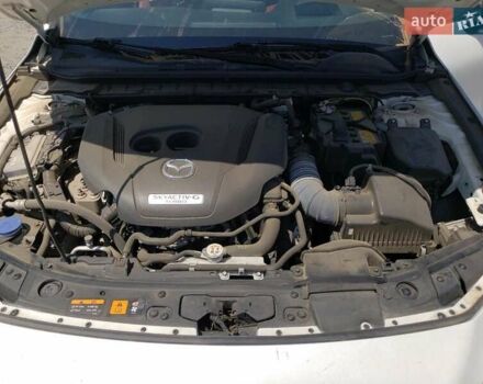 Білий Мазда 3, об'ємом двигуна 2.49 л та пробігом 22 тис. км за 2900 $, фото 10 на Automoto.ua