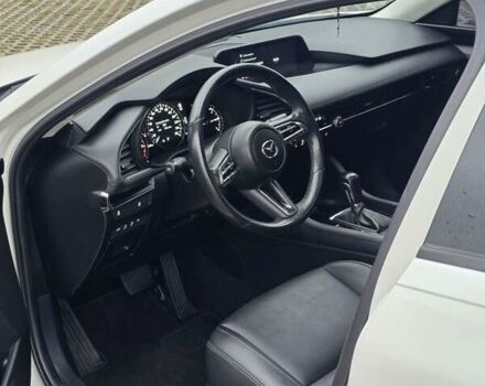 Белый Мазда 3, объемом двигателя 2.49 л и пробегом 140 тыс. км за 14950 $, фото 34 на Automoto.ua