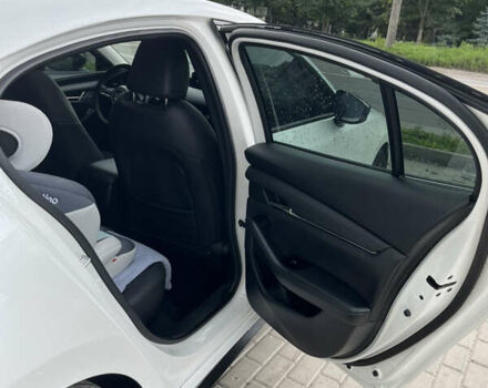 Білий Мазда 3, об'ємом двигуна 2.49 л та пробігом 24 тис. км за 22500 $, фото 26 на Automoto.ua