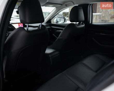 Білий Мазда 3, об'ємом двигуна 2.5 л та пробігом 106 тис. км за 16899 $, фото 23 на Automoto.ua