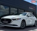 Белый Мазда 3, объемом двигателя 2 л и пробегом 9 тыс. км за 19800 $, фото 1 на Automoto.ua