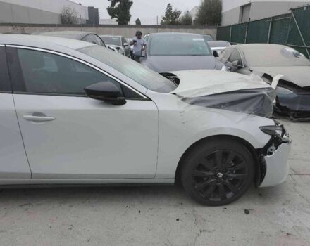 Белый Мазда 3, объемом двигателя 2.5 л и пробегом 6 тыс. км за 15000 $, фото 2 на Automoto.ua