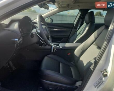 Білий Мазда 3, об'ємом двигуна 2.5 л та пробігом 5 тис. км за 4000 $, фото 6 на Automoto.ua
