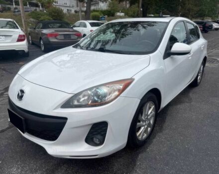 Белый Мазда 3, объемом двигателя 2 л и пробегом 86 тыс. км за 15000 $, фото 1 на Automoto.ua