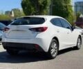 Белый Мазда 3, объемом двигателя 2 л и пробегом 94 тыс. км за 1890 $, фото 6 на Automoto.ua