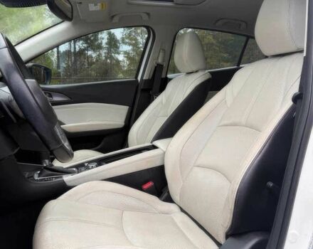 Белый Мазда 3, объемом двигателя 2.5 л и пробегом 67 тыс. км за 5400 $, фото 10 на Automoto.ua