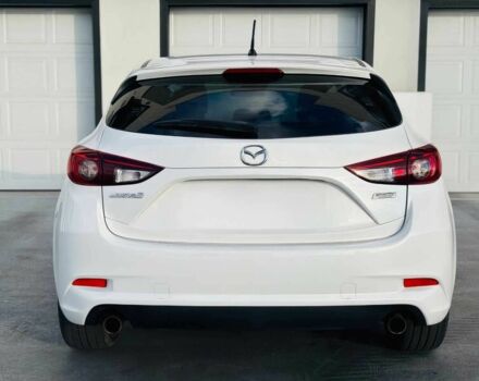 Білий Мазда 3, об'ємом двигуна 2 л та пробігом 56 тис. км за 3500 $, фото 5 на Automoto.ua