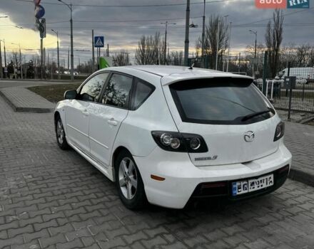 Білий Мазда 3, об'ємом двигуна 1.6 л та пробігом 321 тис. км за 2200 $, фото 1 на Automoto.ua