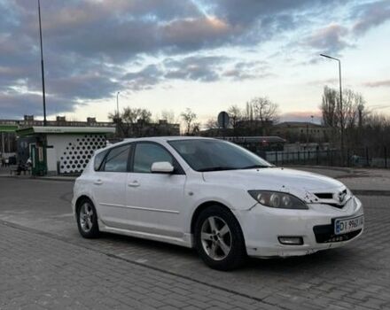 Белый Мазда 3, объемом двигателя 1.6 л и пробегом 320 тыс. км за 3500 $, фото 1 на Automoto.ua