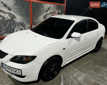 Мазда 3 2006 у Черкасах на Automoto.ua Білий Мазда 3, об'ємом двигуна 2 л та пробігом 295 тис. км за 4500 $, фото 1 на Automoto.ua