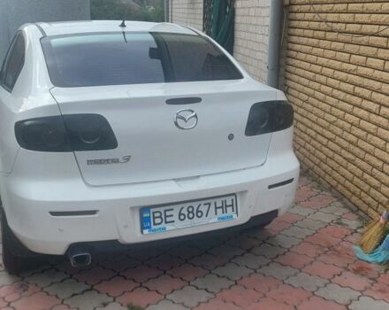 Белый Мазда 3, объемом двигателя 1.6 л и пробегом 200 тыс. км за 3703 $, фото 1 на Automoto.ua